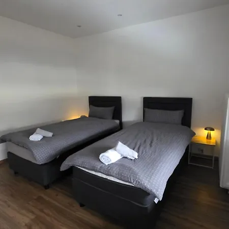 Lejlighed Monteur-& -zentral & Gemuetlich