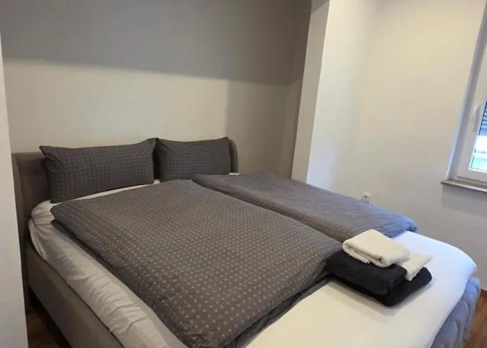 Monteur-& -zentral & Gemuetlich Lejlighed *